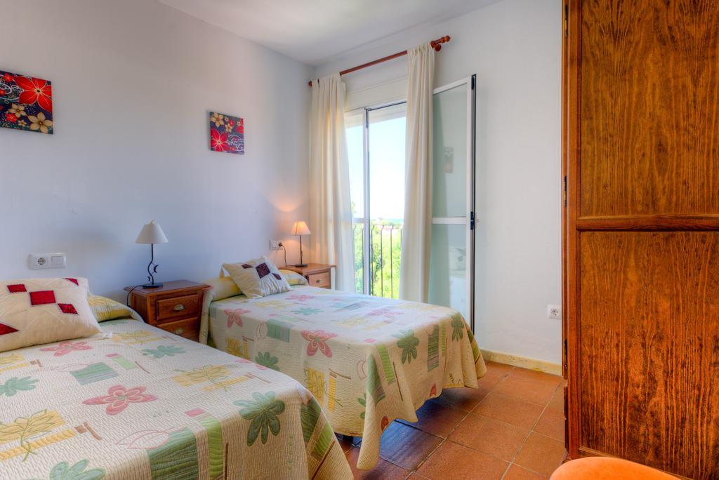 Apartamentos Costa Trafalgar Zahora Room photo